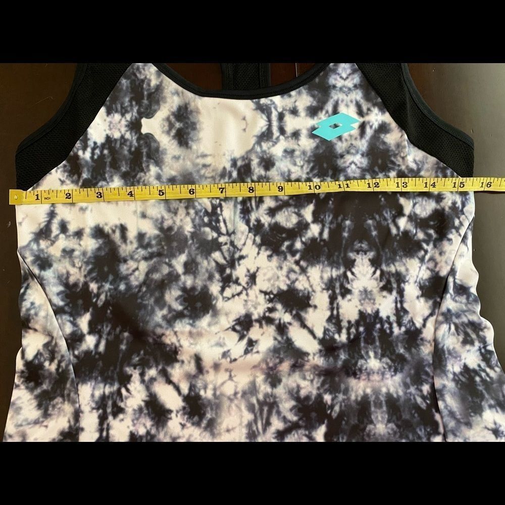 Lotto Women’s Batik Tank size Medium. NWT - Picture 10 of 14